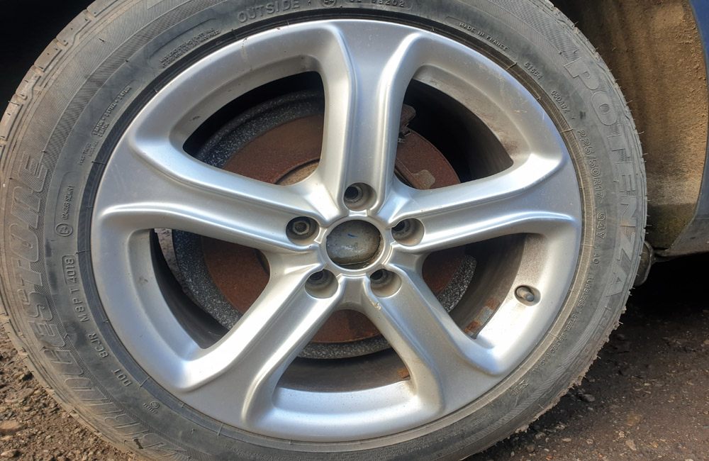Audi A4 TDI Ultra SE Technik Alloy wheels